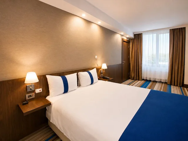 غرفة بسرير كينج لذوي الإعاقة، Liv City Hotels 5/9