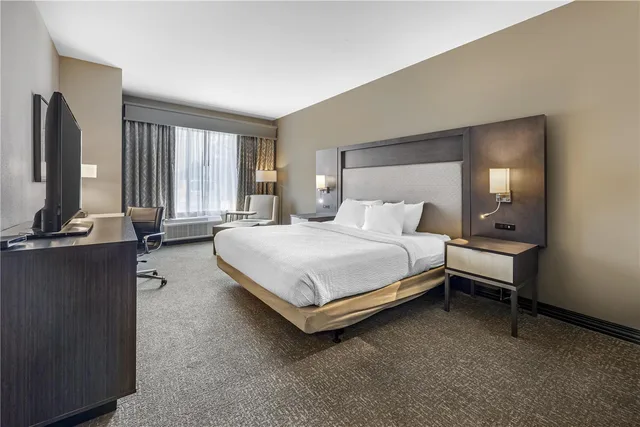 غرفة بسرير كينج لذوي الإعاقة، Best Western Plus Executive Residency Jackson Northeast 1/4