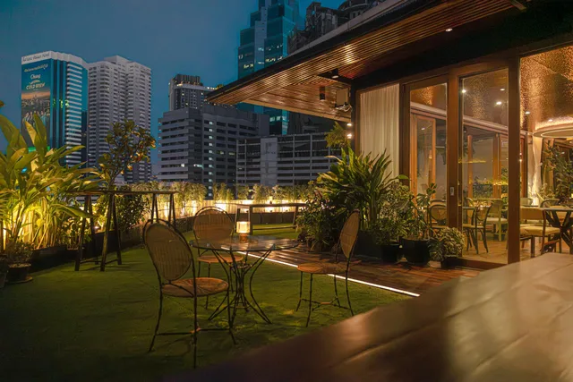 غرفة بسرير بطابقين بحمام مشترك، METRO PRATUNAM BOUTIQUE HOTEL 1/1