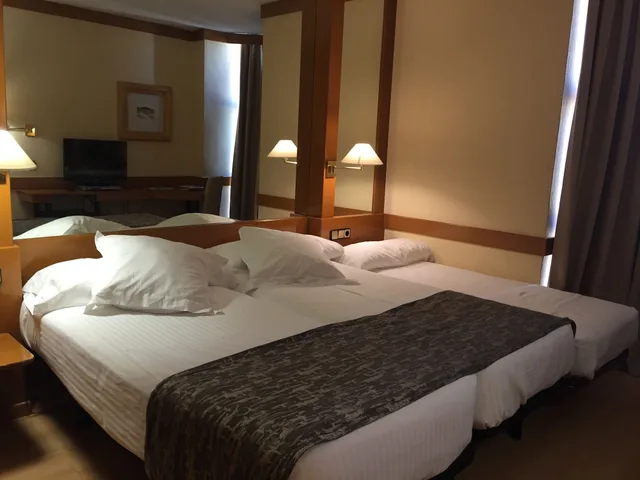 Standard, Twin Beds, Murphy Bed، Los Arcos 3/7
