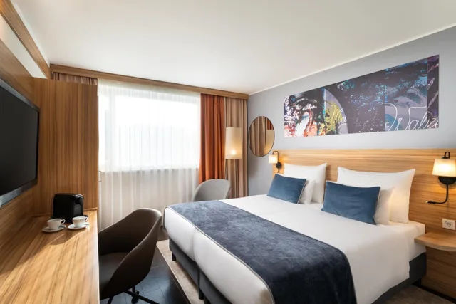 غرفة سوبيريور بسرير كوين، Leonardo Hotel Vienna Schonbrunn 1/3