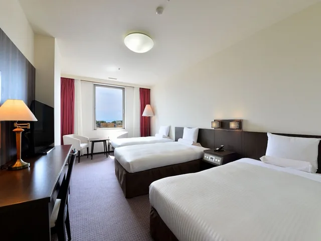 غرفة قياسية ثلاثية بسريرين منفصلين للمدخنين، Hakodate Kokusai Hotel 1/2