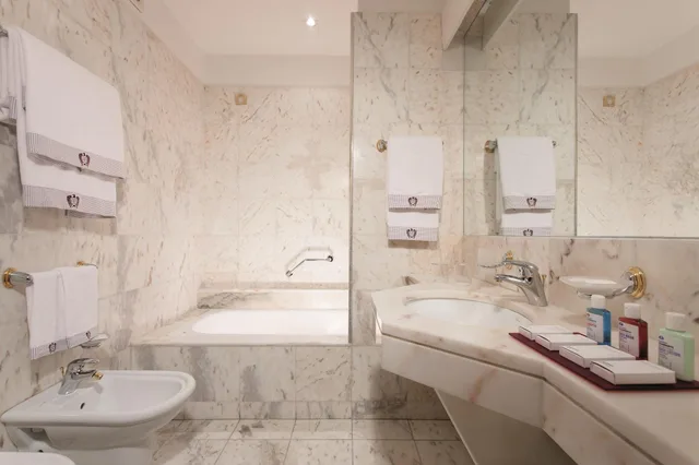 Deluxe, Triple, GRAND HOTEL TRENTO 3/3