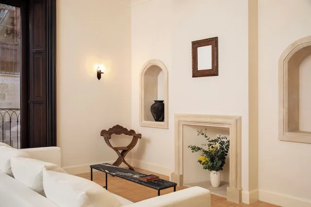 جناح غراند بسريرين كينج مع أريكة، Portella 5/8