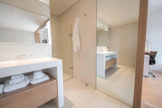 جناح بسرير كينج، Hotel du Domaine, an Ascend Collection Hotel 3/3