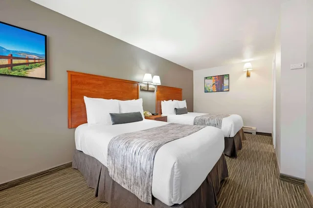 غرفة قياسية بسريرين مزدوجين، Best Western Ptarmigan Lodge 2/9