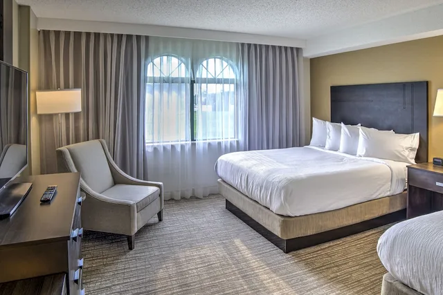 1 Bedroom, 2 Rooms, Suite, 2 Queen Beds, Sofa, Embassy Suites Indianapolis North 1/4