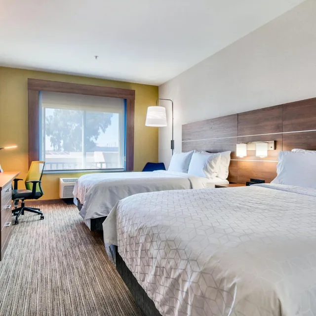 غرفة بسريرين، Holiday Inn Express Hotel Suites Banning 1/6