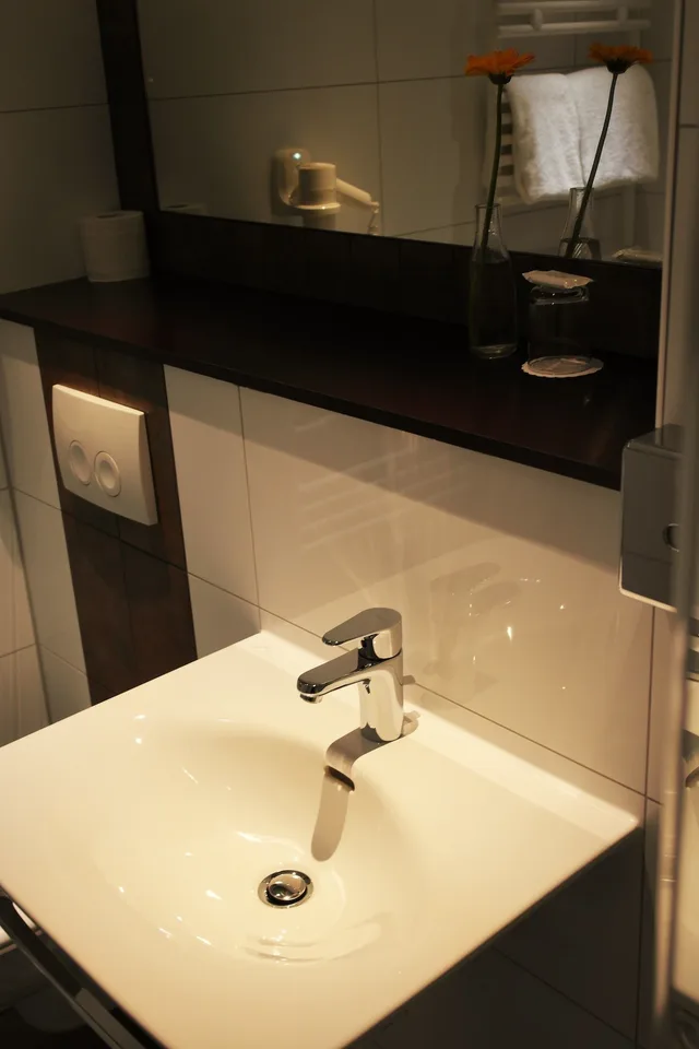 غرفة كومفورت بسرير كينج، Daniel Hotel 6/6