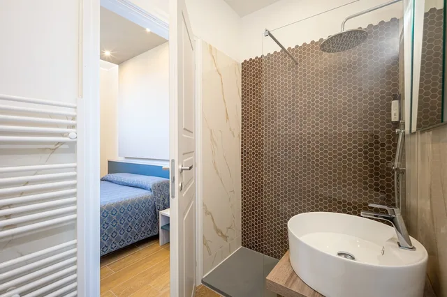 غرفة عائلية بسرير كوين وسريرين فرديين، Hotel Bijou Roof Terrace 4/10