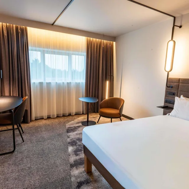 غرفة بسريرين مزدوجين لذوي الإعاقة، Novotel Saint Quentin en Yvelines 3/5