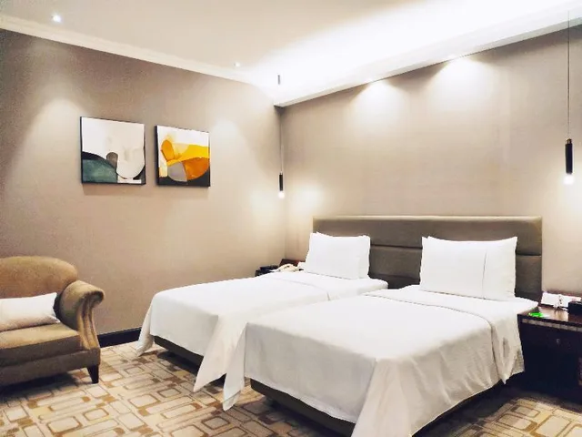 Elegant, Superior, Twin Beds, No Window، Hengfeng Haiyue International Hotel 1/2