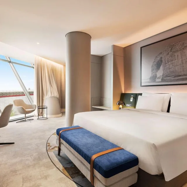 Executive, Suite, Lounge Access, Radisson Blu Hotel Riyadh Convention & Exhibition Center 1/6