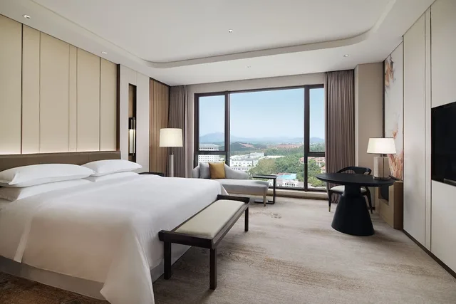جناح جونيور بسرير كينج، Sheraton Yunfu Xinxing Hotel 2/6