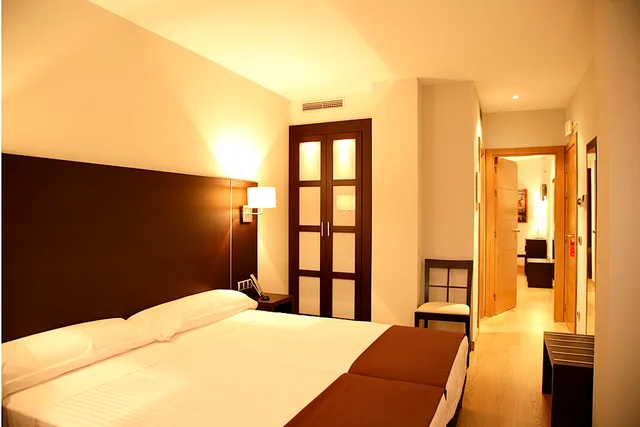 غرفة متصلة بسرير مزدوج، Hotel Plazaola 1/2