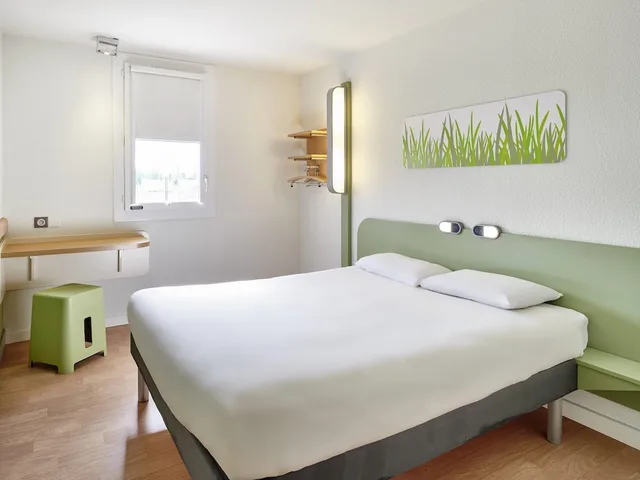 غرفة كلاسيكية بسرير مزدوج بحمام خاص، Ibis Budget Perigueux 3/10