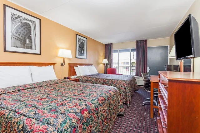 غرفة بسريرين مزدوجين لذوي الإعاقة، Days Inn By Wyndham Seymour 3/8