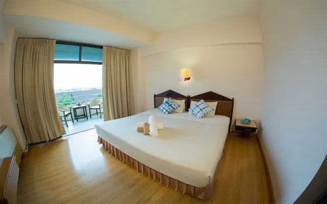 غرفة قياسية بسرير مزدوج بإطلالة على المدينة، Phrae Nakara Hotel 2/5