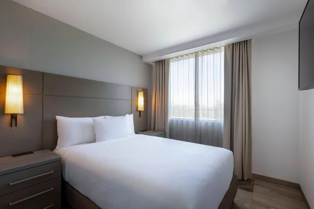 جناح بسرير مزدوج بشرفة بغرفتي نوم، Residence Inn by Marriott Cancun Hotel Zone 3/8