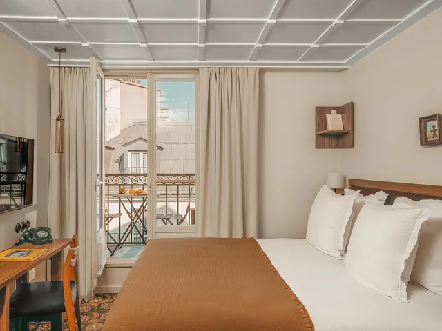 غرفة بسرير مزدوج بشرفة، Hotel du Savoir 3/10