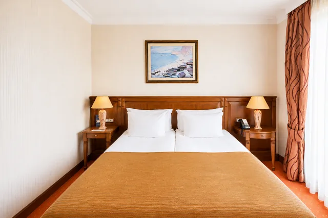 غرفة قياسية بسرير مزدوج، Crystal Palace Boutique Hotel 2/8