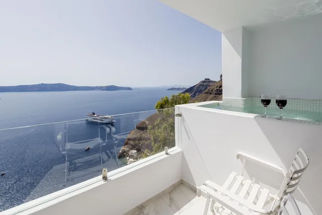 جناح جونيور بسريرين مزدوجين، Villa Renos 3/3