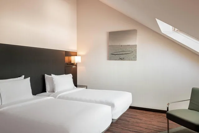 غرفة بسرير فردي، Ac Hotel Palacio Universal 1/6