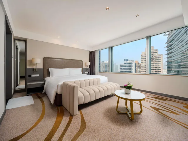 جناح بسرير مزدوج مع أريكة، Pullman Shanghai Central 2/4