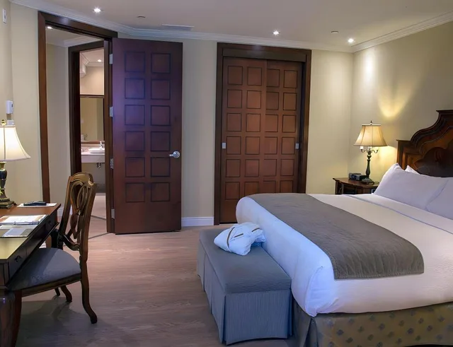 غرفة بسريرين كينج، Hotel Brossard 2/3