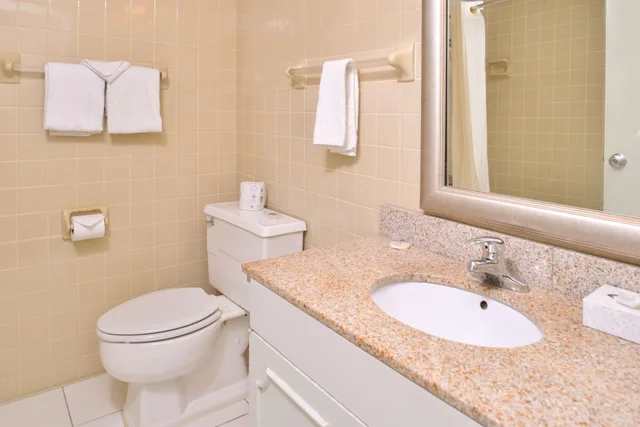 جناح بسرير كينج، Americas Best Value Inn and Suites St Cloud 3/3