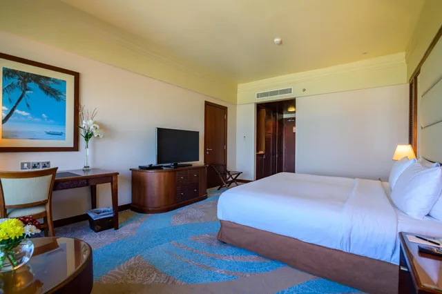 Deluxe, King Bed, Sea View, Balcony, Danat Jebel Dhanna Resort 1/5