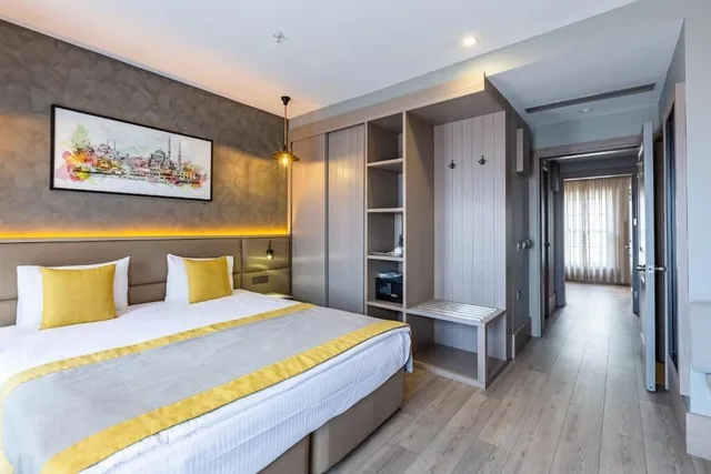 جناح عائلي بسريرين منفصلين وسرير كينج بغرفتي نوم مع أريكة في الملحق، Hotel Seraglio 2/10