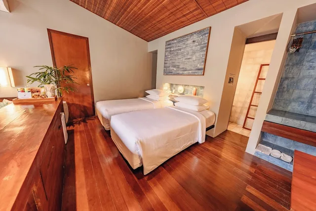 جناح بسرير كوين، Hotel Komune and Beach Club Bali 5/10