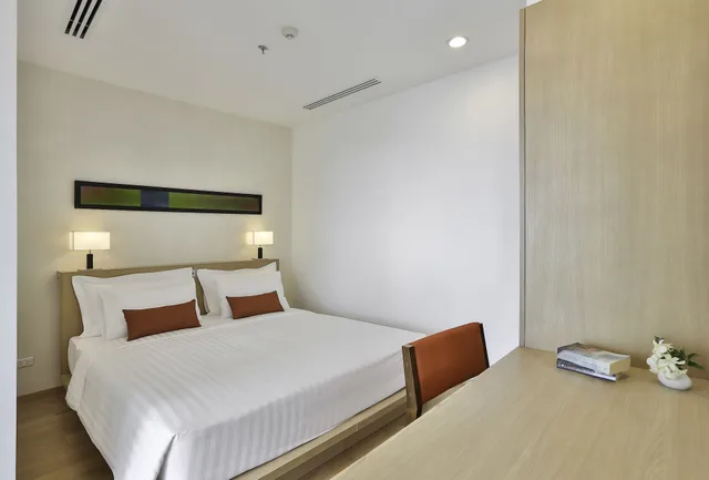 بنتهاوس بسرير كينج وسريرين منفصلين بغرفتي نوم بحوض استحمام، Eastin Tan Hotel Chiang Mai 1/7
