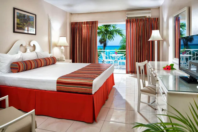 غرفة ديلوكس بإطلالة على البحر، Sea Garden Beach Resort 1/1