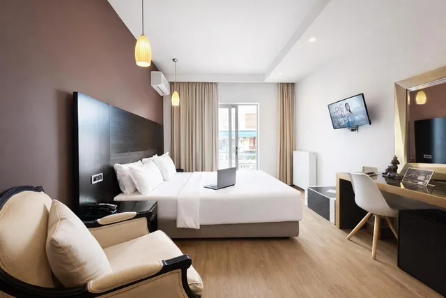 غرفة ديلوكس بسرير كوين، Areos Hotel 1/9