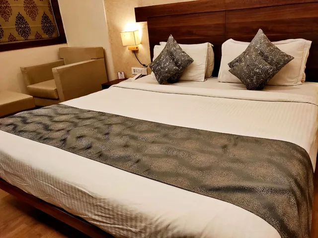 غرفة ديلوكس بسرير كوين، SAPNA CLARKS INN 5/9
