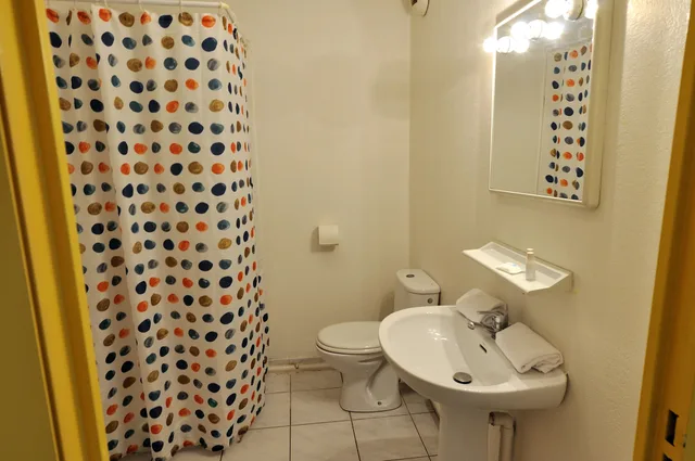 استوديو عائلي بثلاثة أسرّة، ResidHotel Cannes Festival 4/4