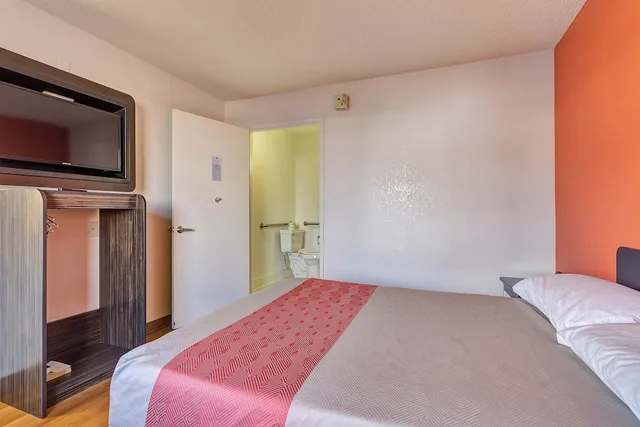 غرفة ديلوكس بسرير كوين، Motel6 Santa Rosa - South 1/10