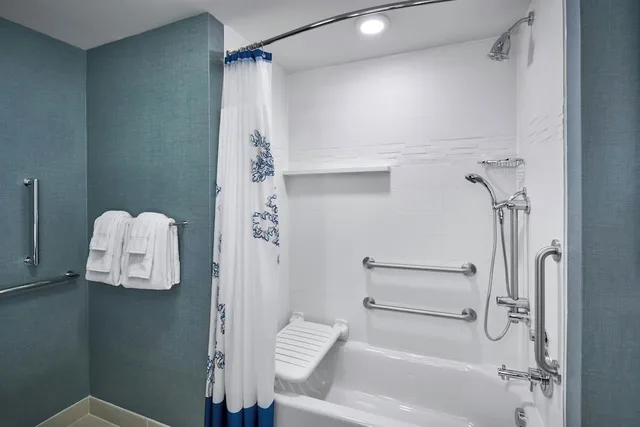 استوديو بسريرين كوين بإطلالة على المدينة بشرفة مع أريكة، Residence Inn Ocean City 3/4