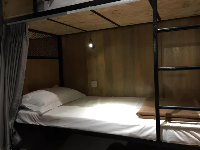 Mixed Dorm, 32 Beds، Leo Backpackers Central Market 1/1