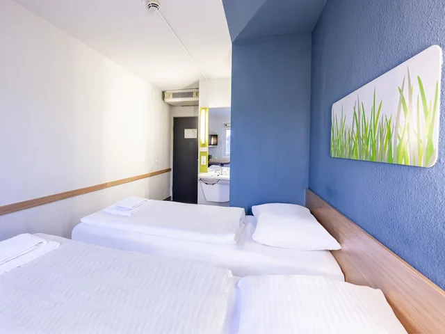 غرفة بسريرين منفصلين، Ibis budget Duesseldorf Willich 3/7