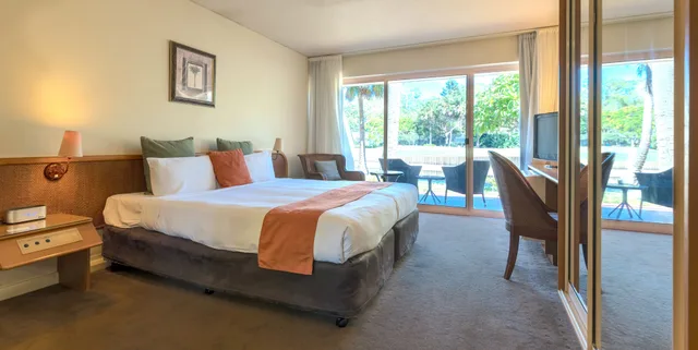 غرفة قياسية بسريرين منفصلين، Novotel Pacific Bay 1/1
