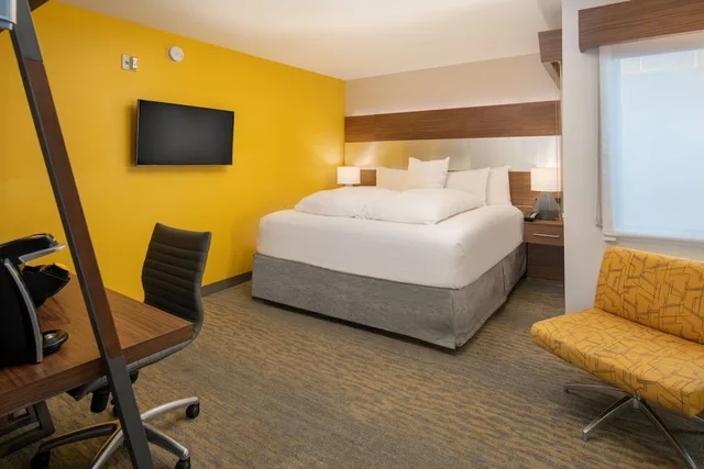 غرفة بسرير كينج لذوي الإعاقة، Hotel Z - Gaslamp San Diego 3/6