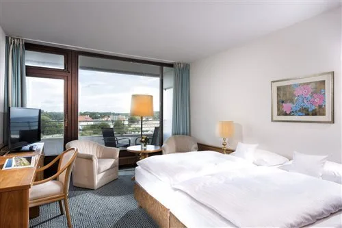 غرفة كومفورت بسرير مزدوج، MARITIM Strandhotel Travemunde 1/3