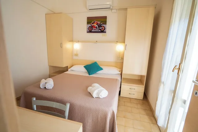 غرفة قياسية بسرير كوين، SPORTUR CLUB HOTEL 4/10