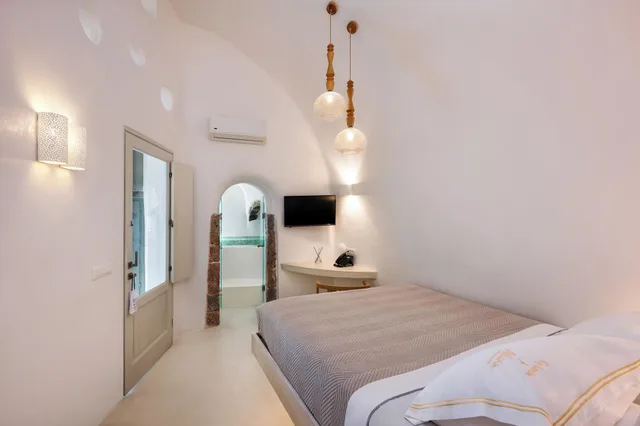 Cozy, Suite, Shared Balcony, Shared Bathroom, Hot Tub، Aperto Suites - Adults Only 1/4