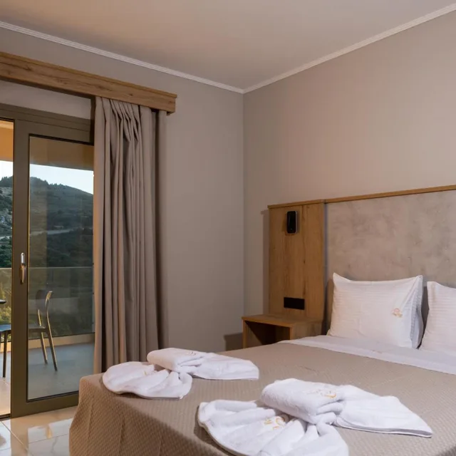 غرفة ديلوكس بسرير مزدوج، Sky View Suites 1/10