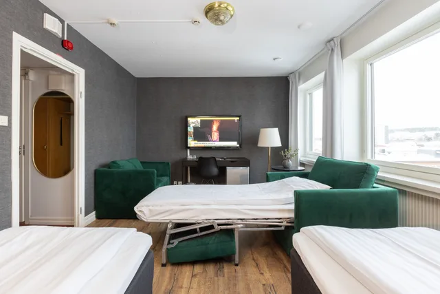 غرفة سوبيريور بسريرين منفصلين مع أريكة، Hotel Victoria 2/3
