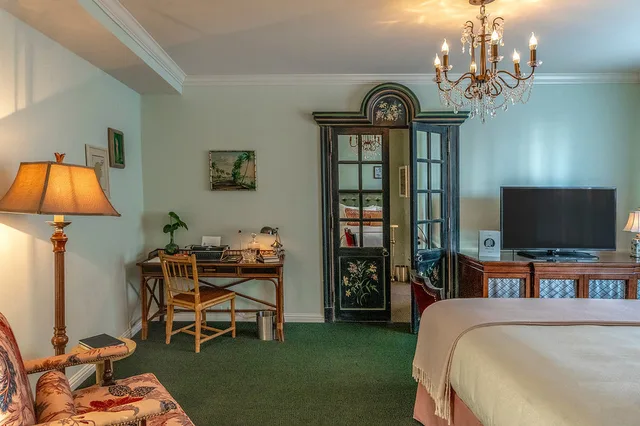 جناح بسرير كينج، The Pontchartrain Hotel 3/5
